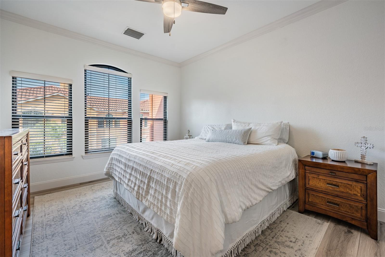 GRAND BELLAGIO AT BAYWATCH CONDO THE - Residential