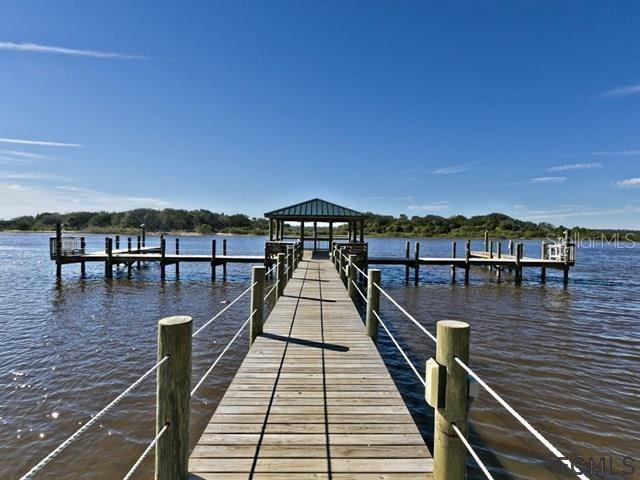 SURF CLUB BLDG 1 - Residential Lease