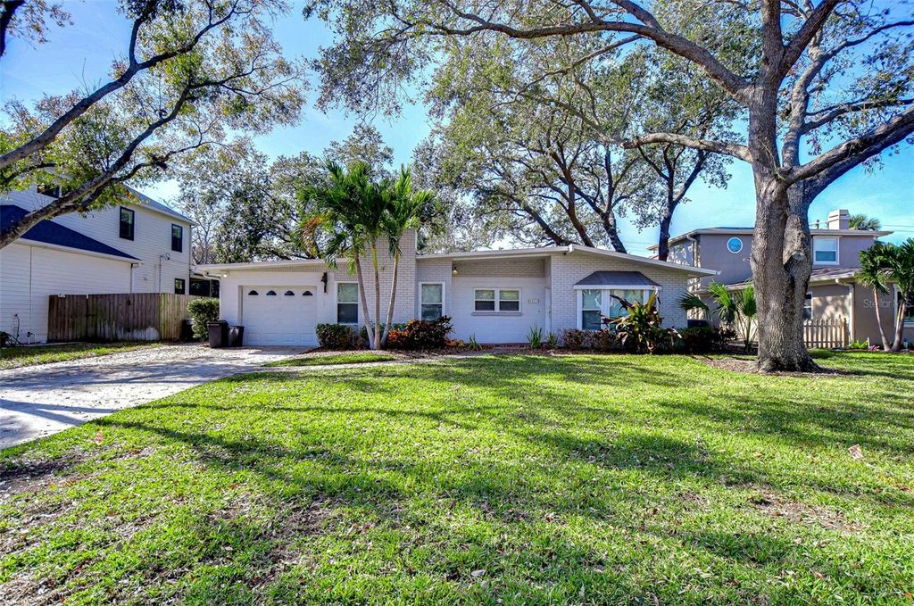 Photo of 3621 S Belcher Drive, Tampa, FL 33629 (MLS # TB8502473)