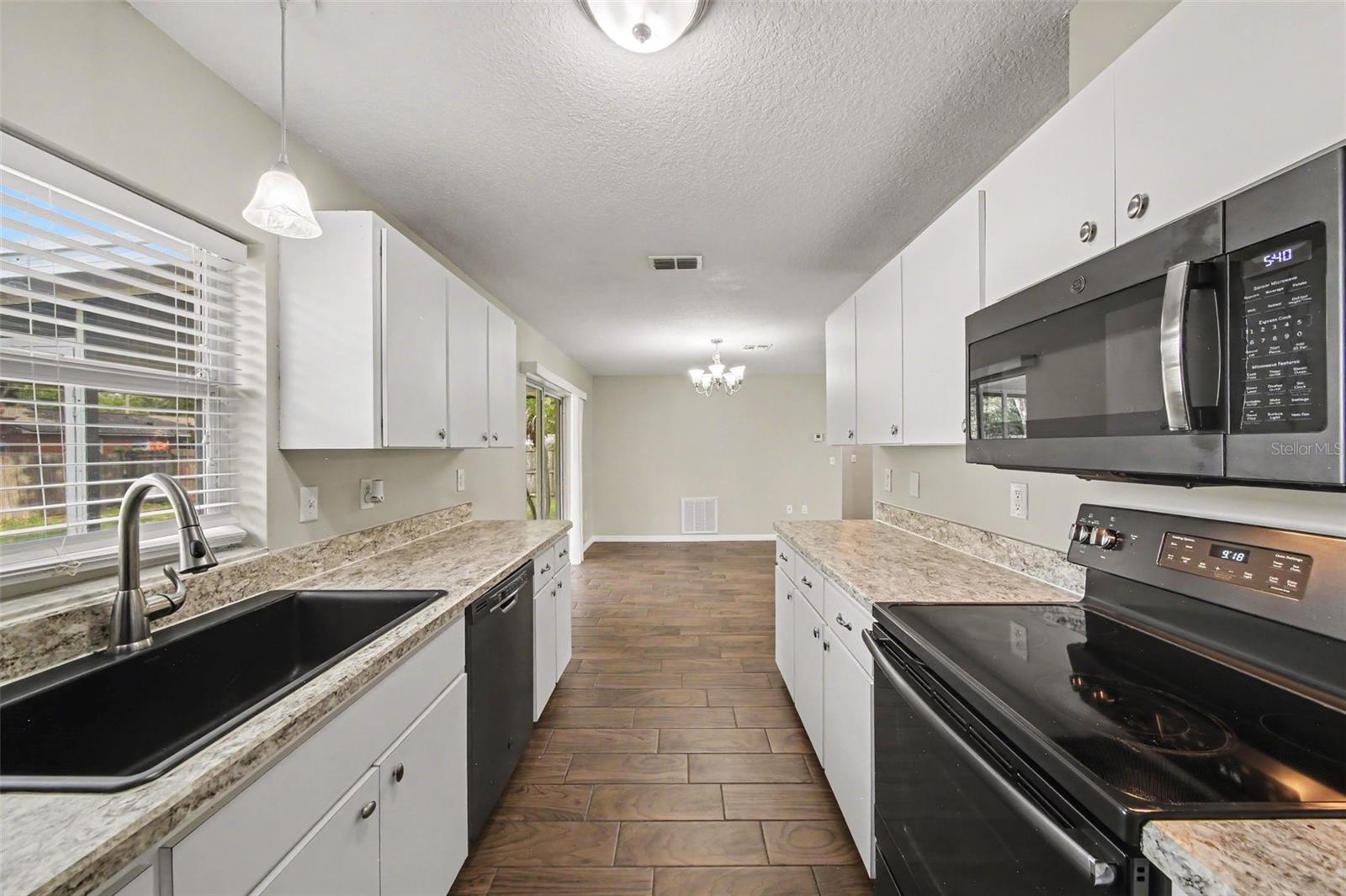 450 PARK GLEN DRIVE
