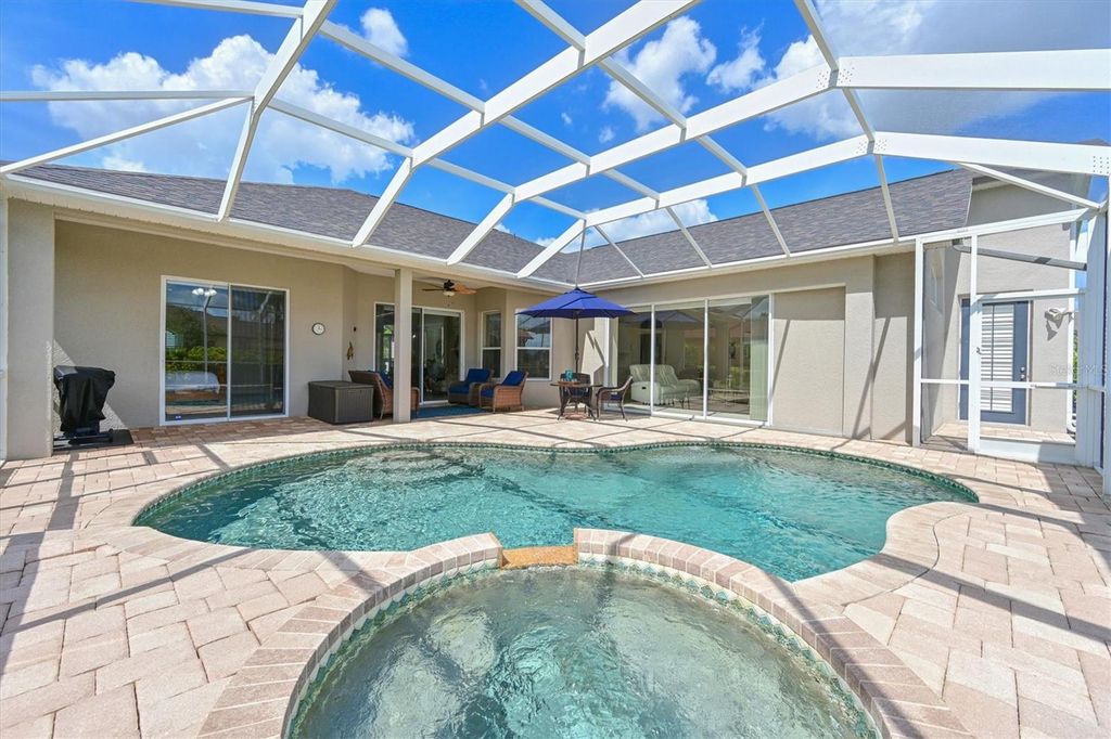 Photo of 15451 27th Court E, Parrish, FL 34219 (MLS # A4676255)