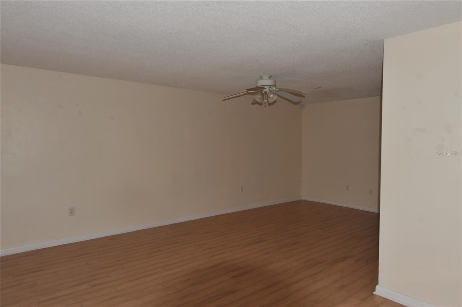 CRICKET CLUB - Residential Lease