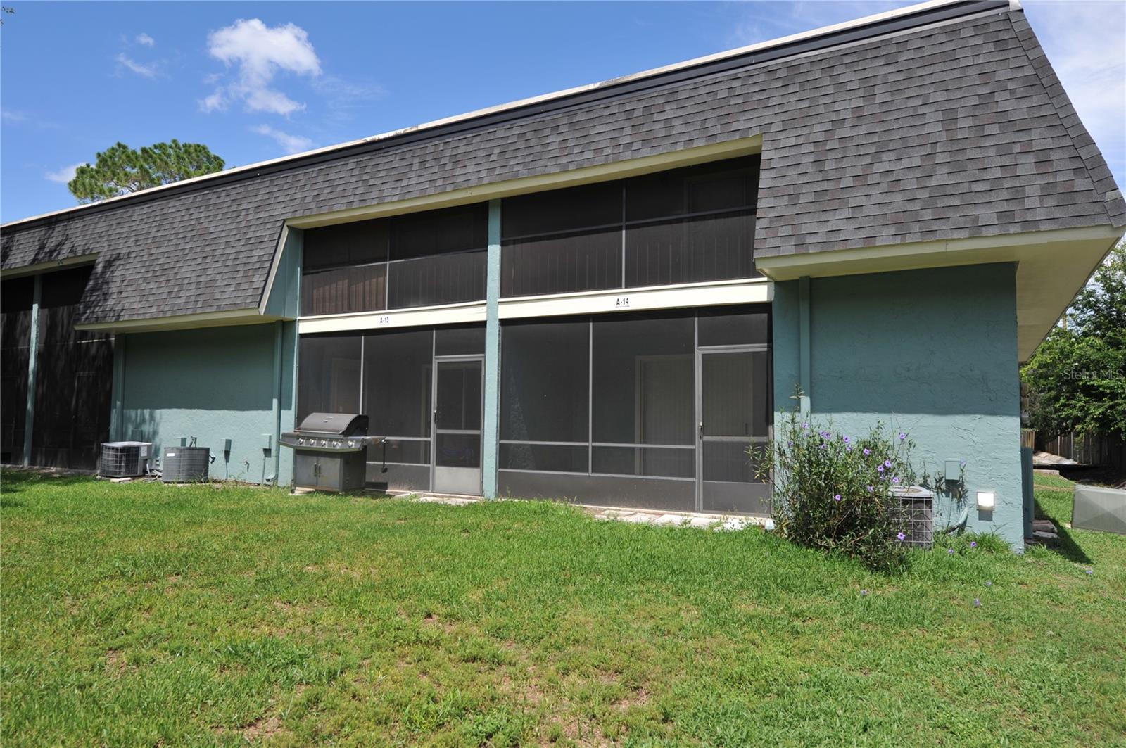 CRICKET CLUB - Residential Lease