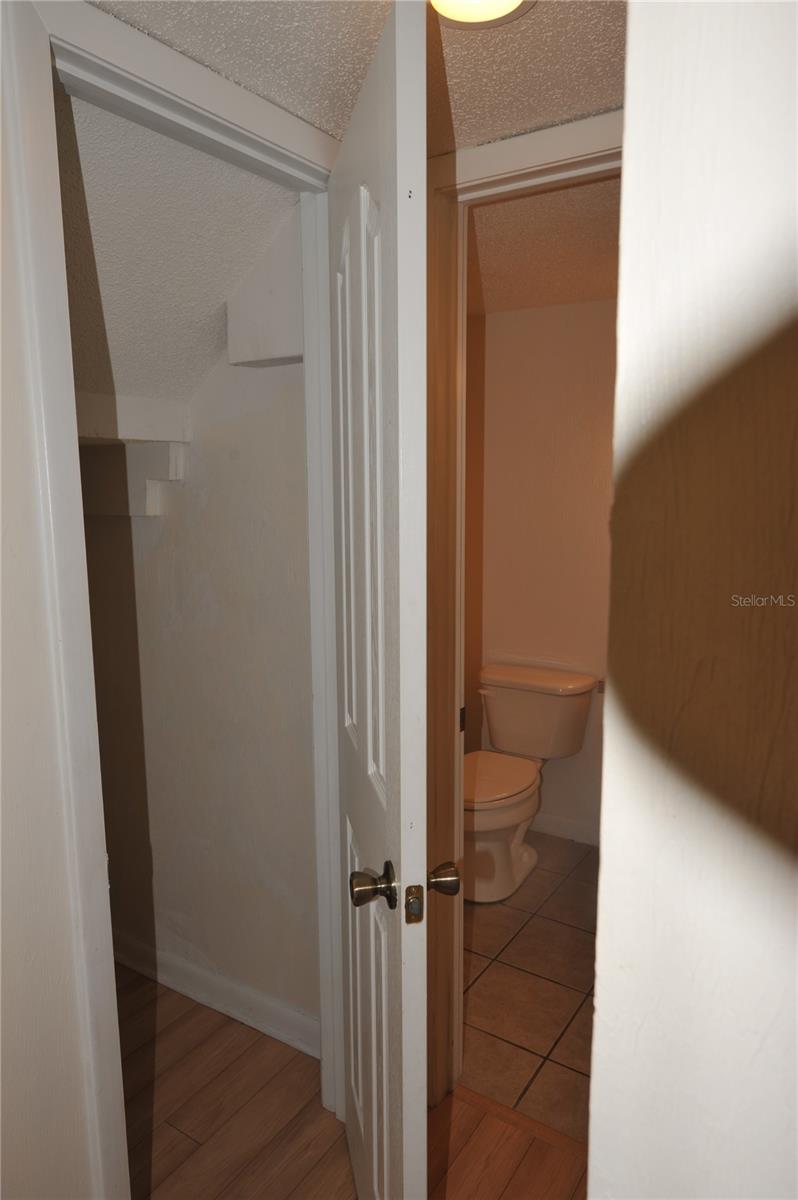 CRICKET CLUB - Residential Lease