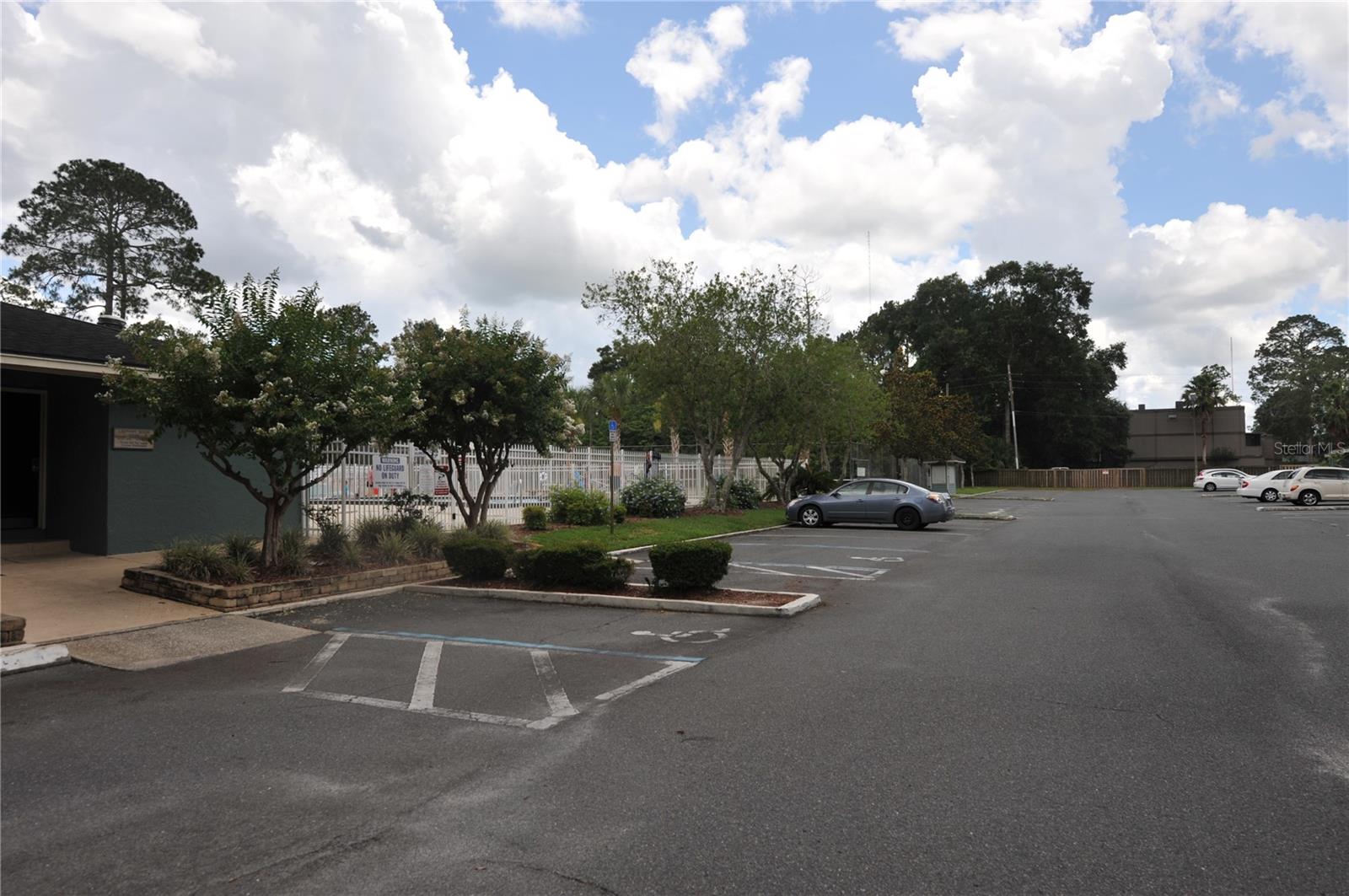 CRICKET CLUB - Residential Lease