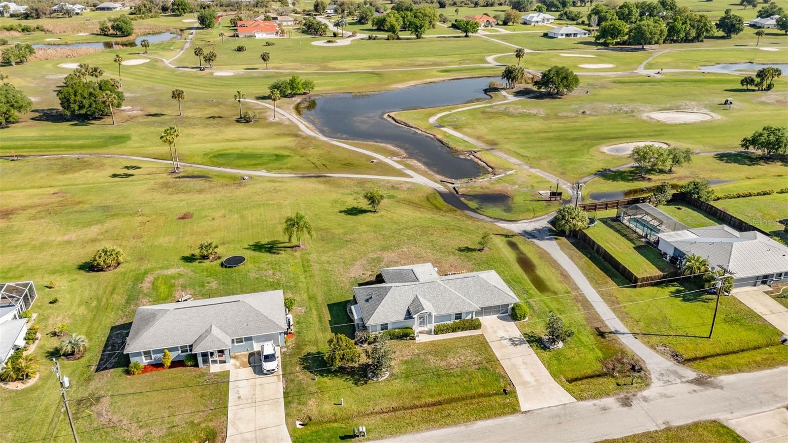SUNNYBREEZE PALMS GOLF COURSE - Residential
