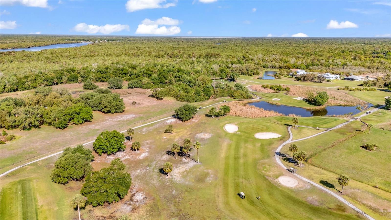 SUNNYBREEZE PALMS GOLF COURSE - Residential
