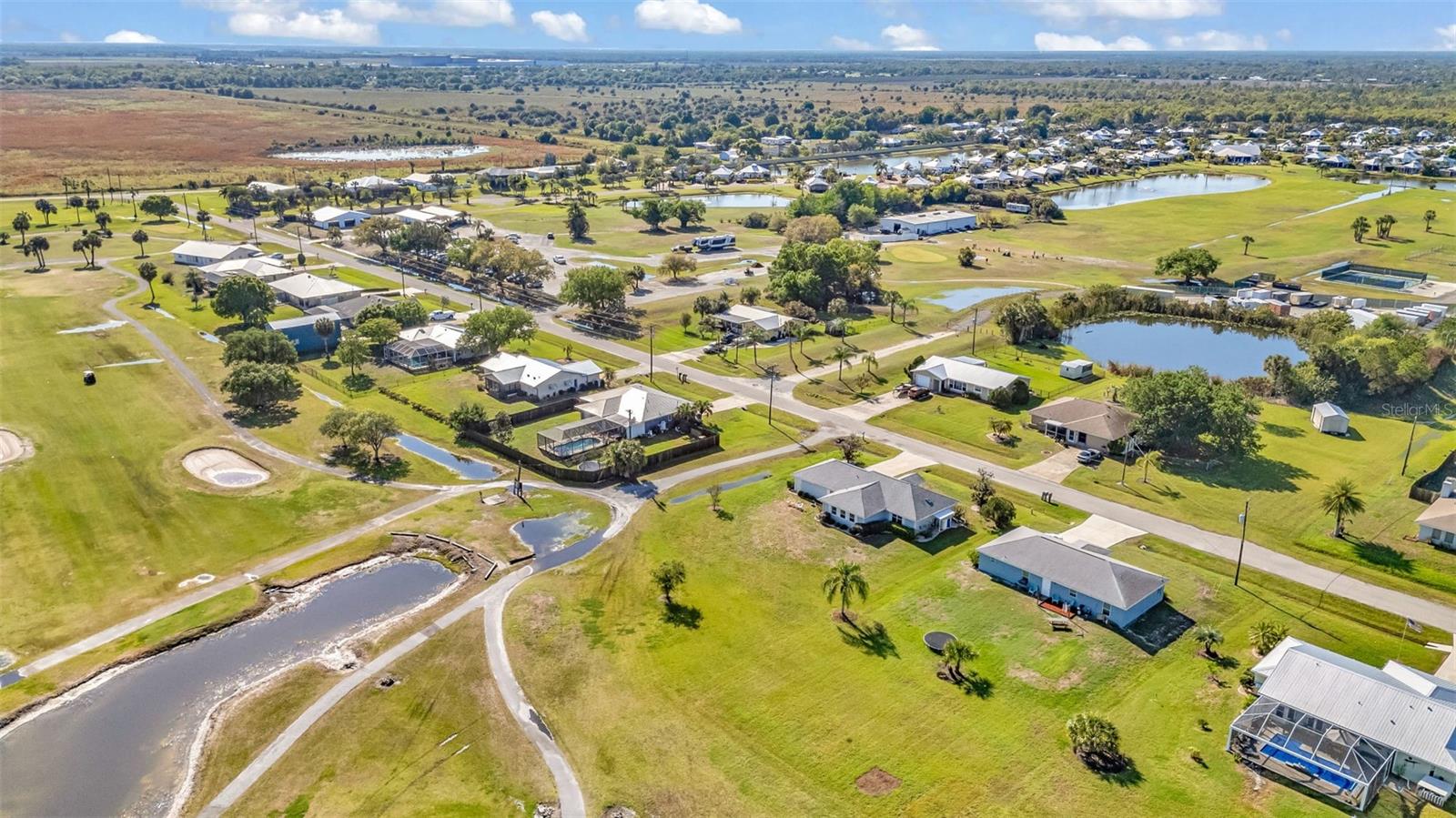 SUNNYBREEZE PALMS GOLF COURSE - Residential