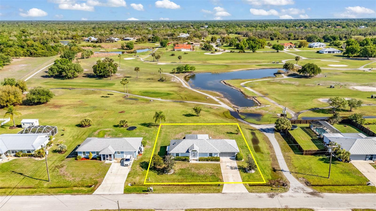 SUNNYBREEZE PALMS GOLF COURSE - Residential