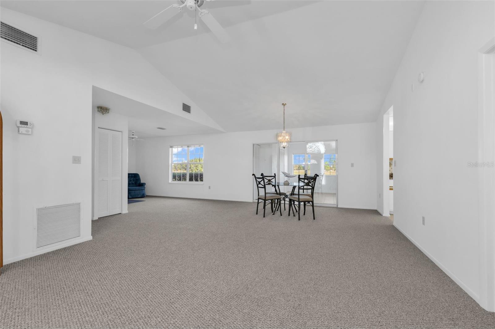 SUNNYBREEZE PALMS GOLF COURSE - Residential