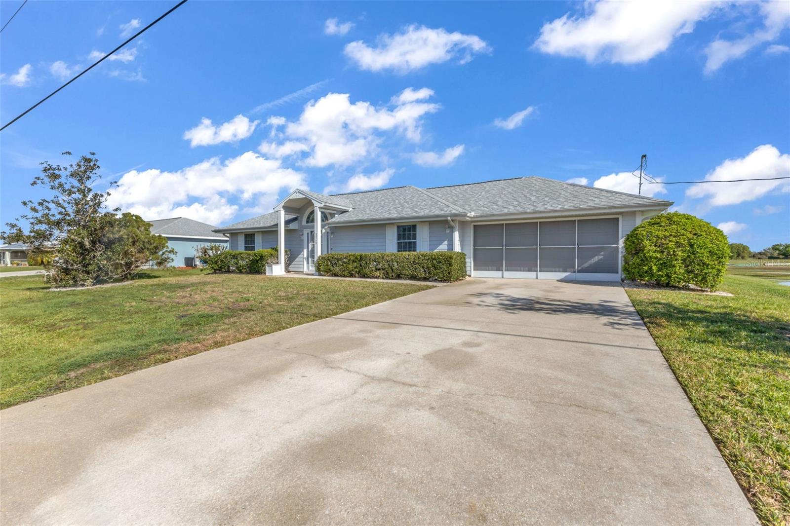 SUNNYBREEZE PALMS GOLF COURSE - Residential