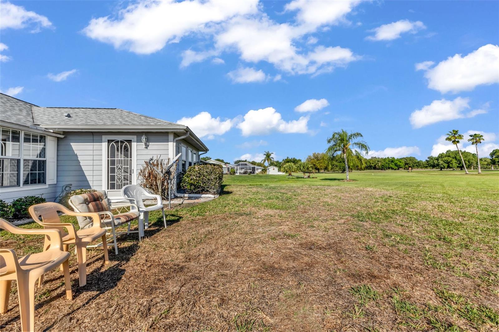 SUNNYBREEZE PALMS GOLF COURSE - Residential