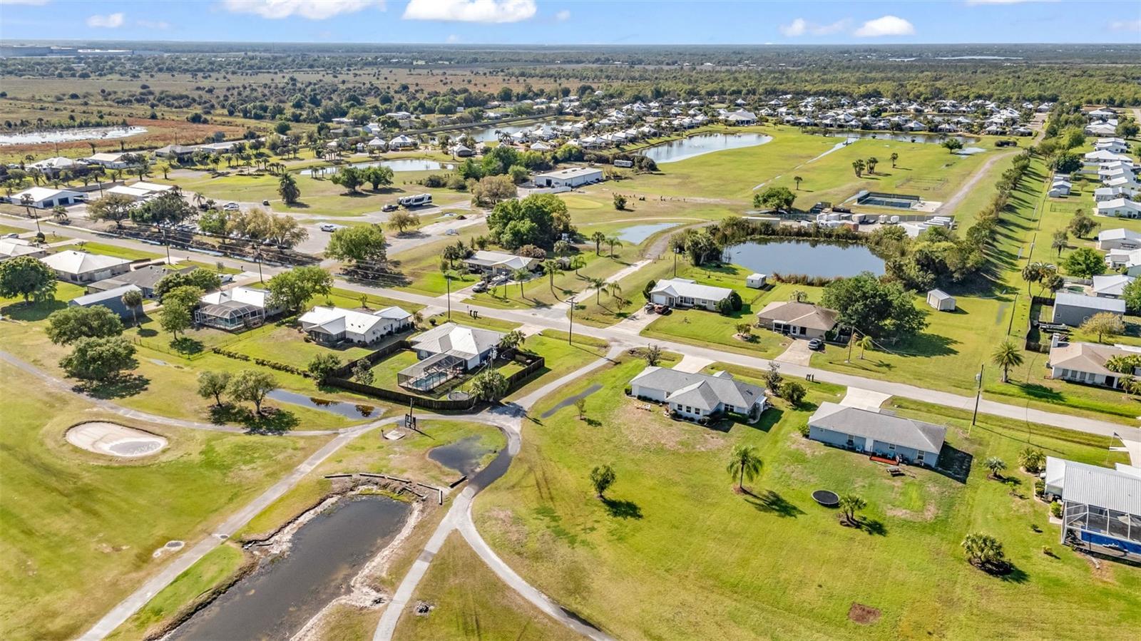SUNNYBREEZE PALMS GOLF COURSE - Residential