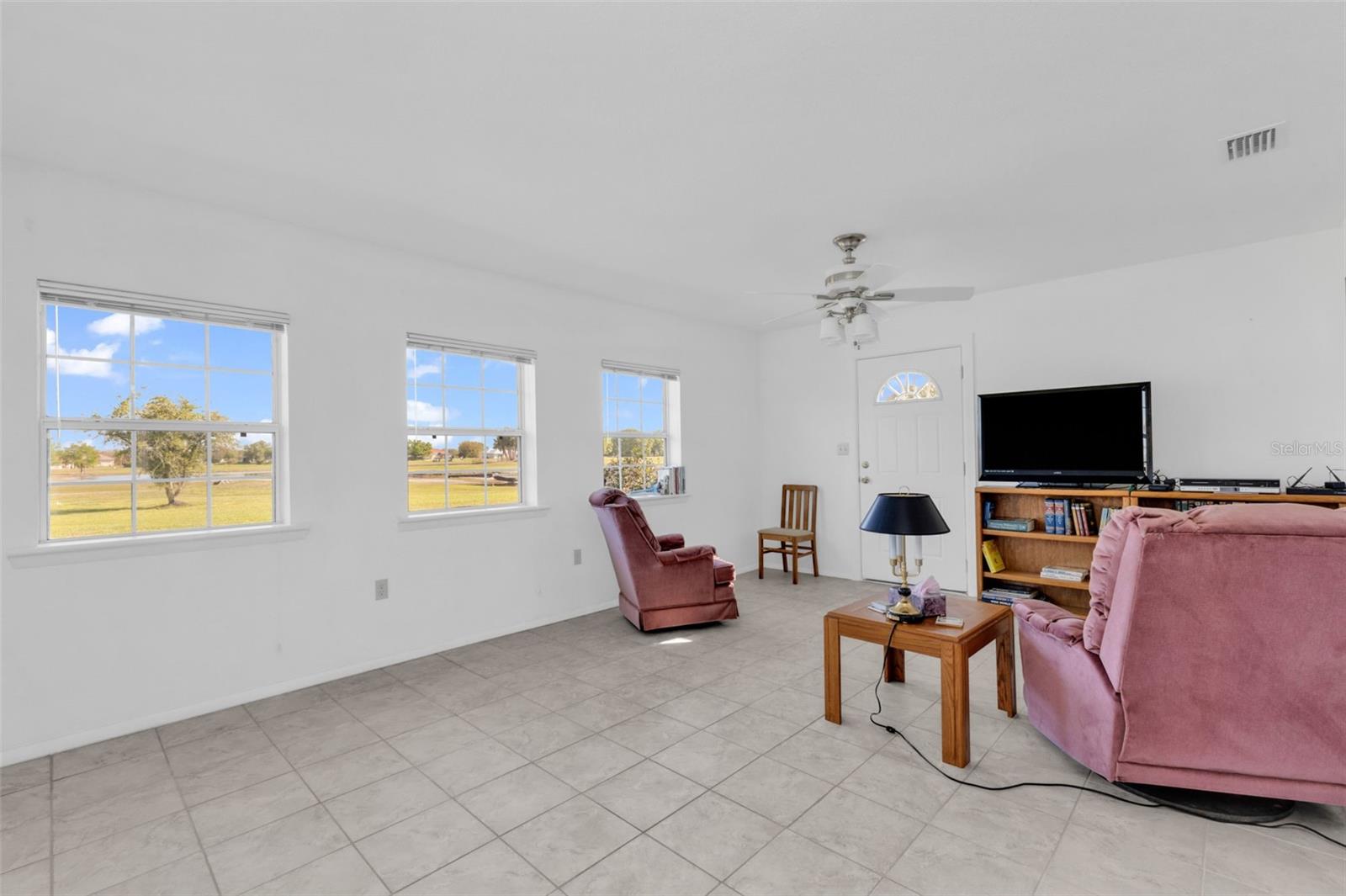 SUNNYBREEZE PALMS GOLF COURSE - Residential