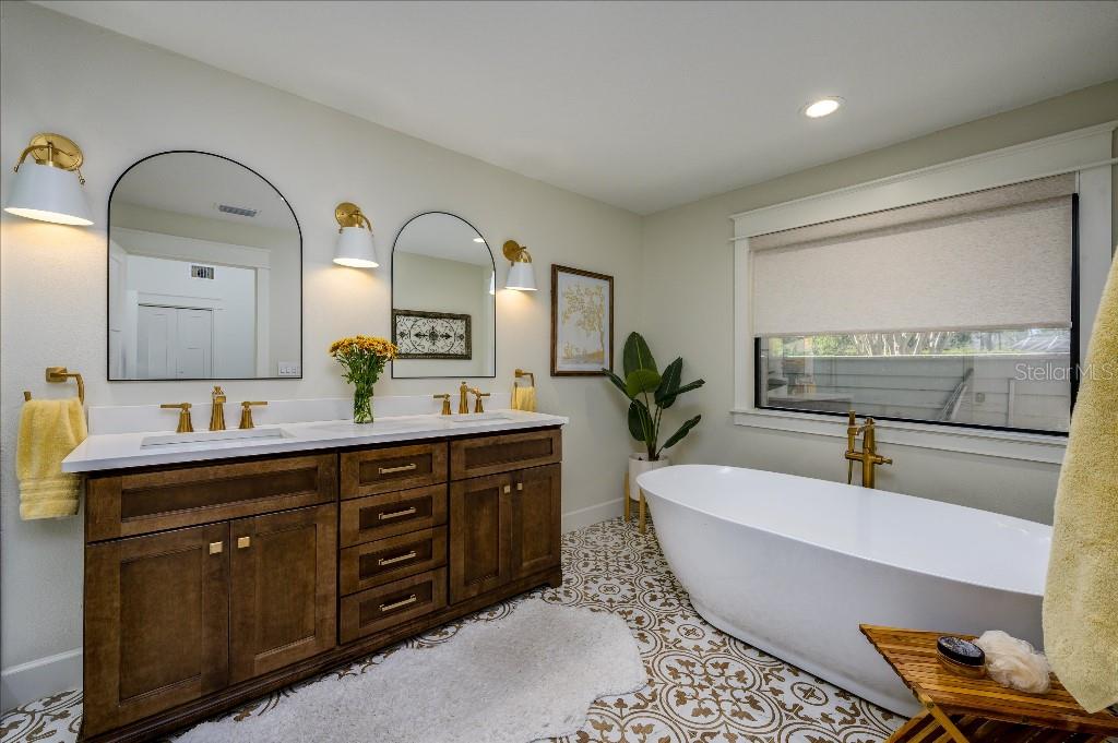 FAIRWAY VILLAGE PHASE 1 - Residential