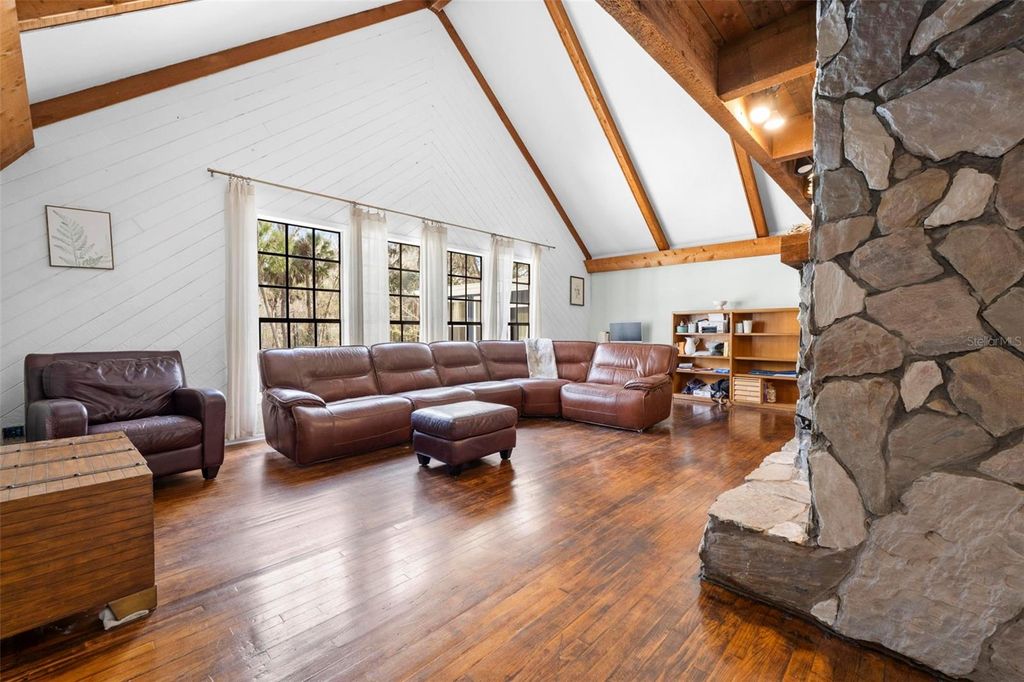 Photo of 14352 Ponce De Leon Boulevard, Brooksville, FL 34601 (MLS # TB8481030)