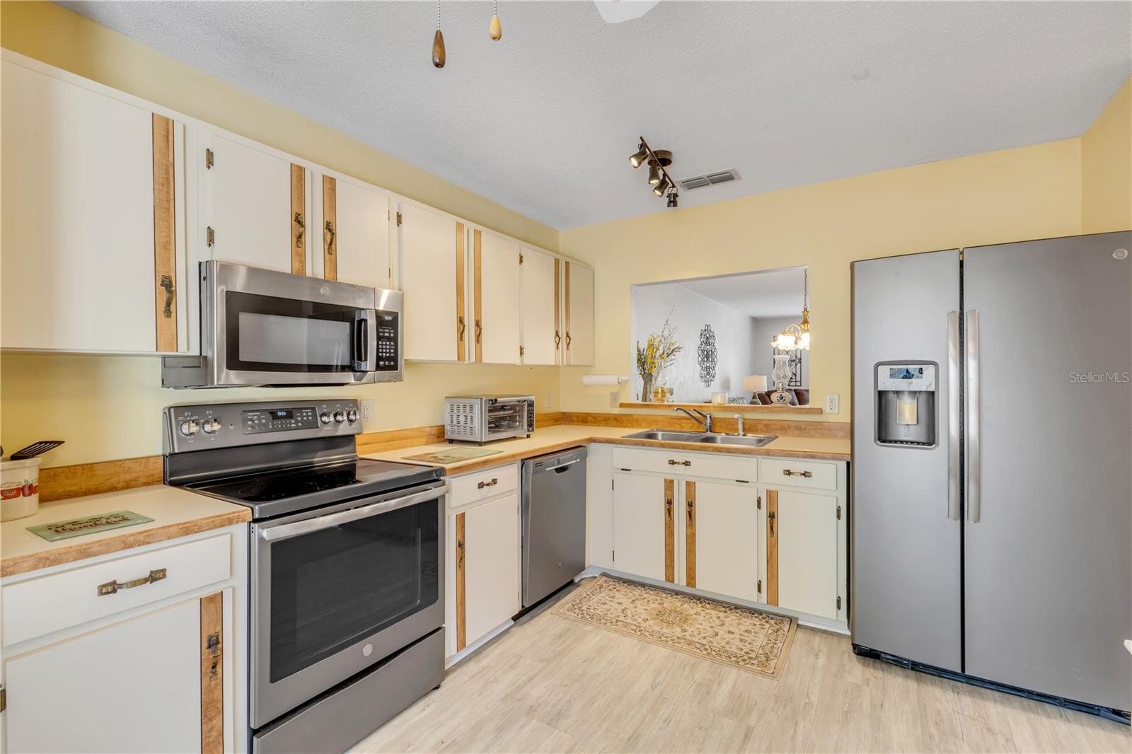 SUMMER TREES UNIT 03B - Residential