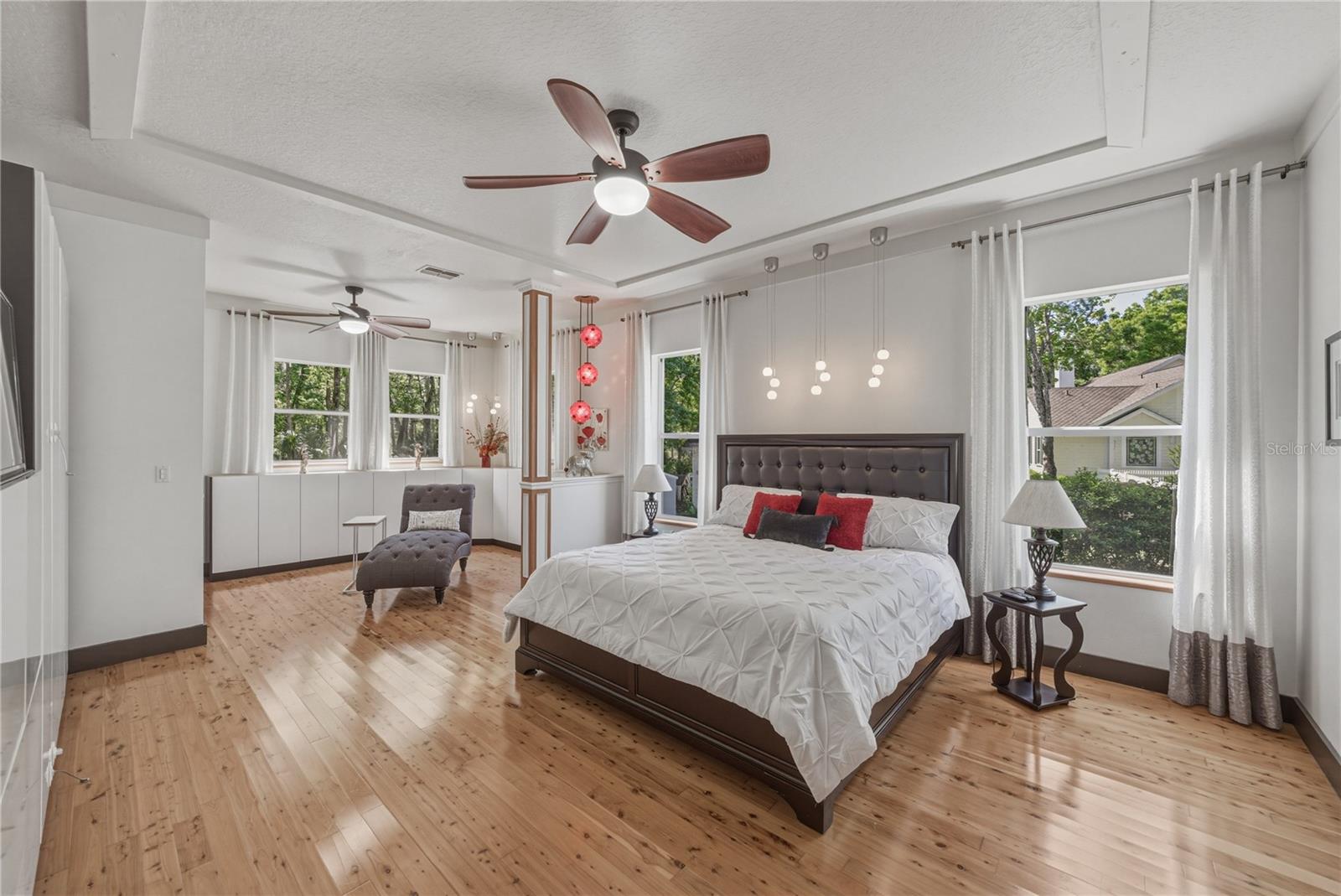 HOMESTEADS SADDLEWOOD - Residential