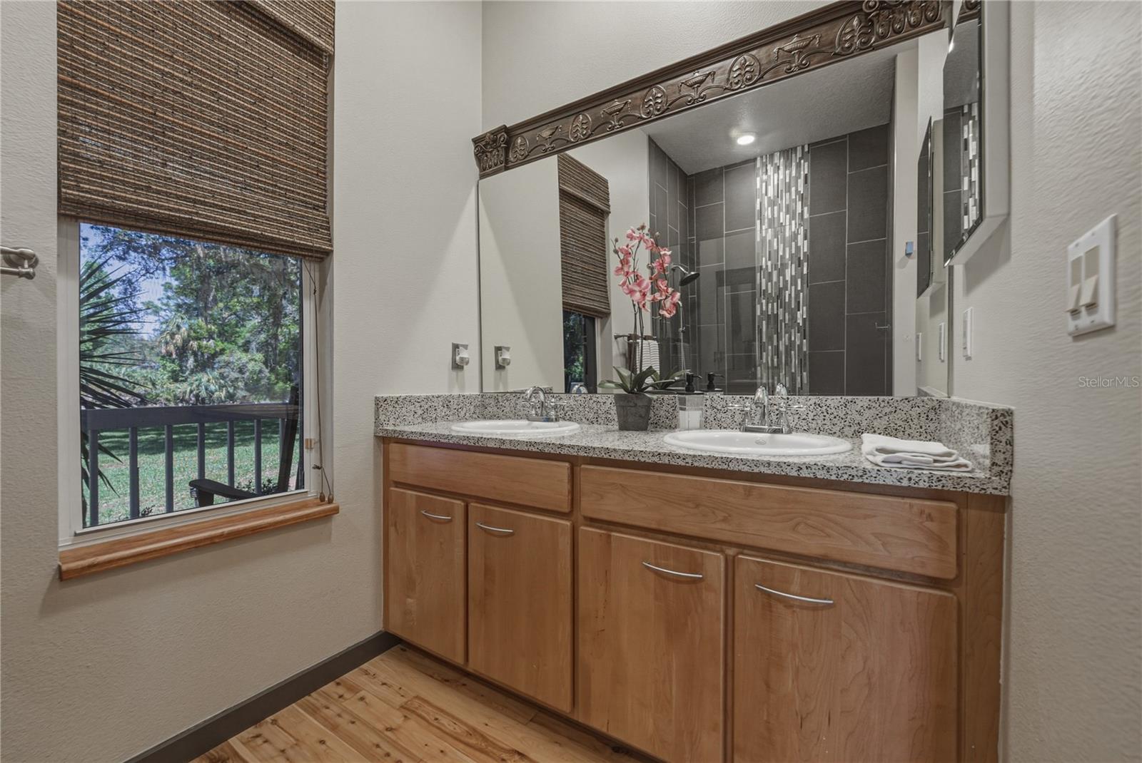 HOMESTEADS SADDLEWOOD - Residential