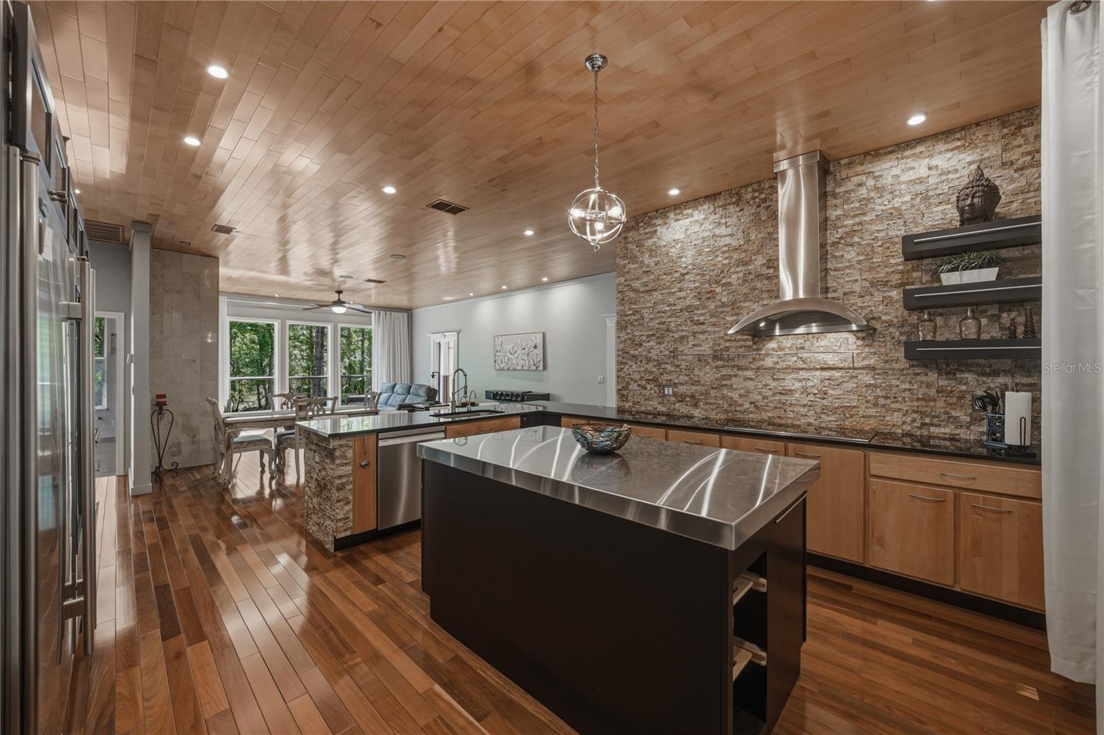 HOMESTEADS SADDLEWOOD - Residential