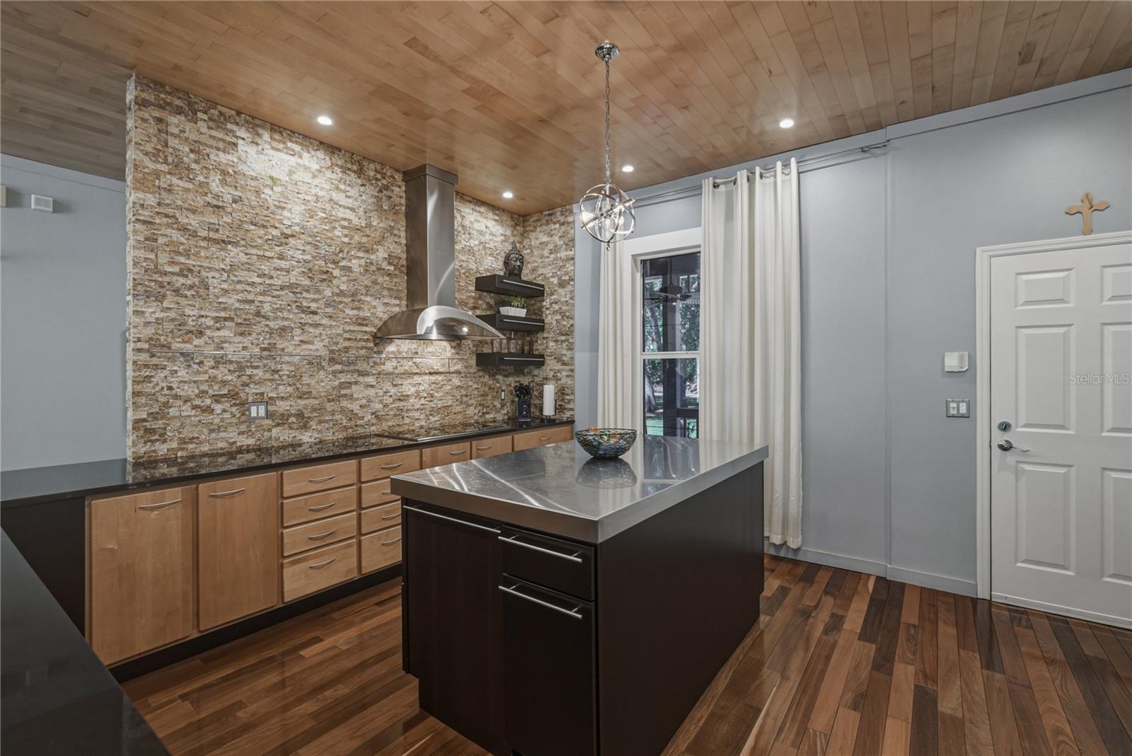 HOMESTEADS SADDLEWOOD - Residential