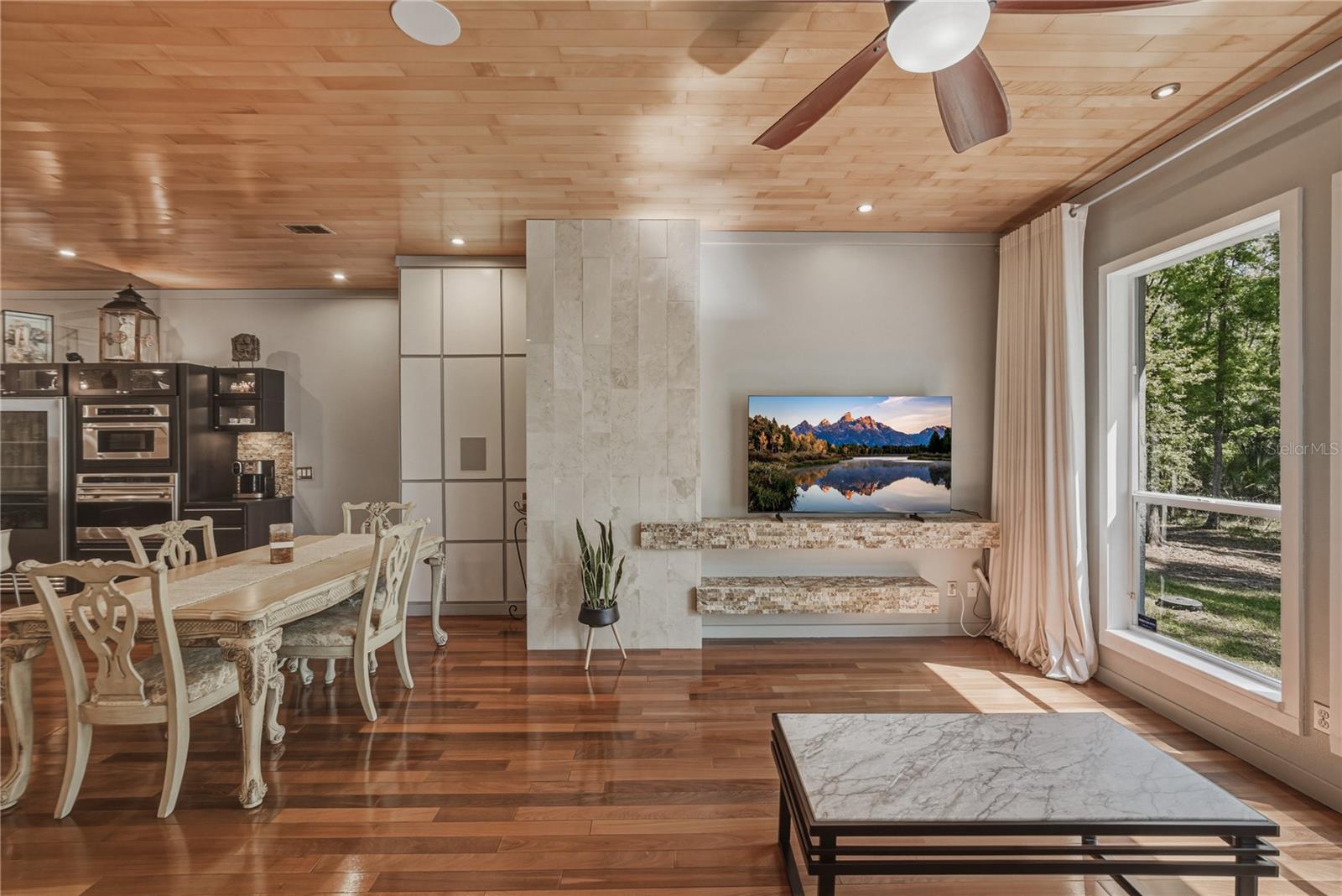 HOMESTEADS SADDLEWOOD - Residential