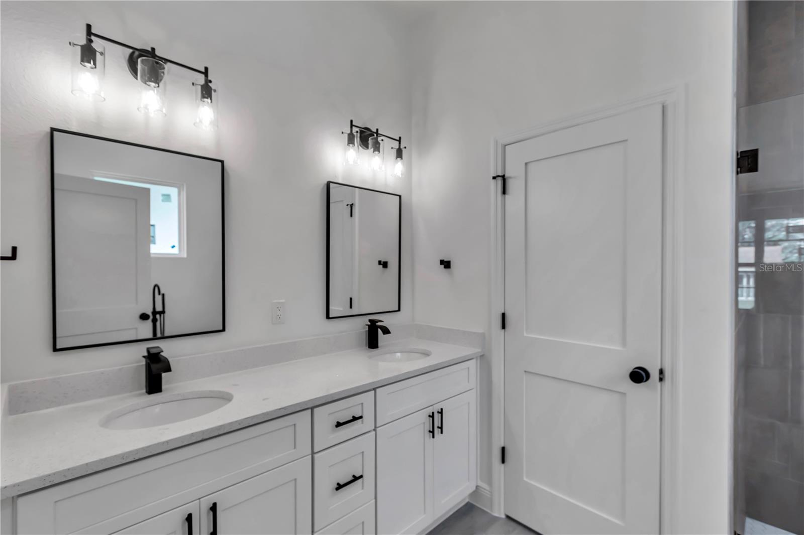 MARION OAKS UN 09 - Residential