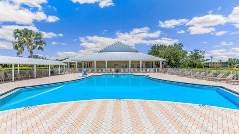 A home in PUNTA GORDA