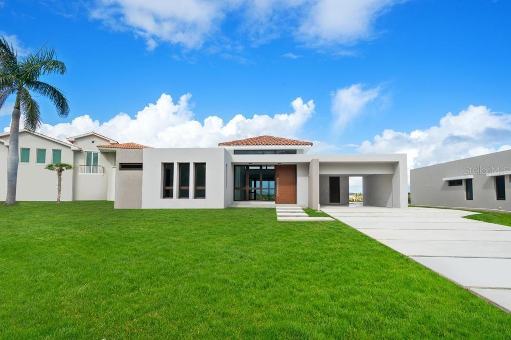 LOS LAGOS - Residential