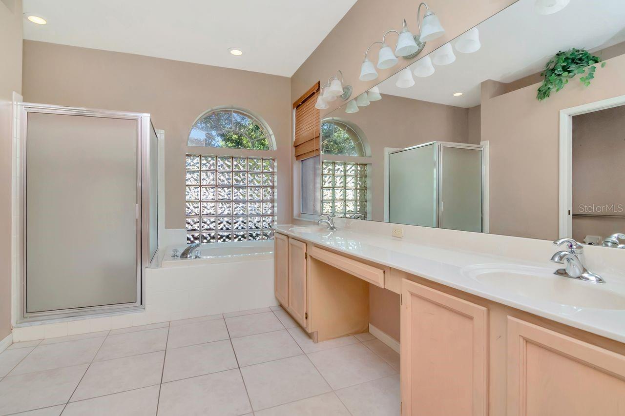 WORTHINGTON - Residential