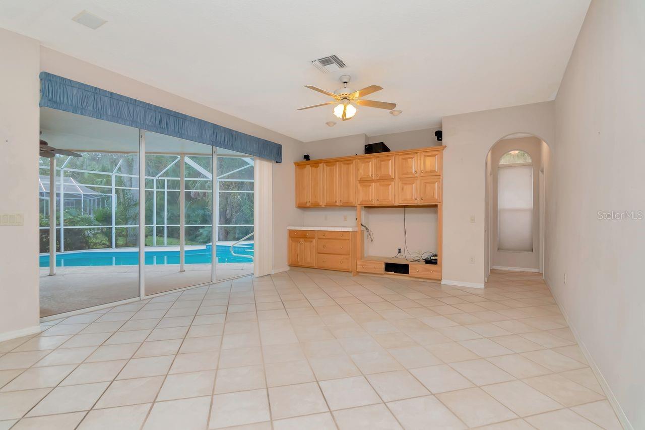 WORTHINGTON - Residential