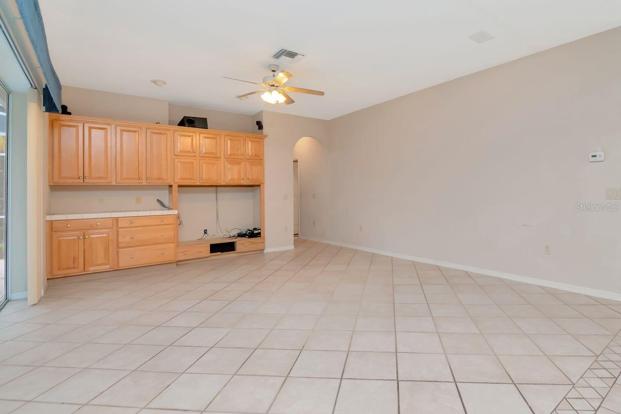 WORTHINGTON - Residential