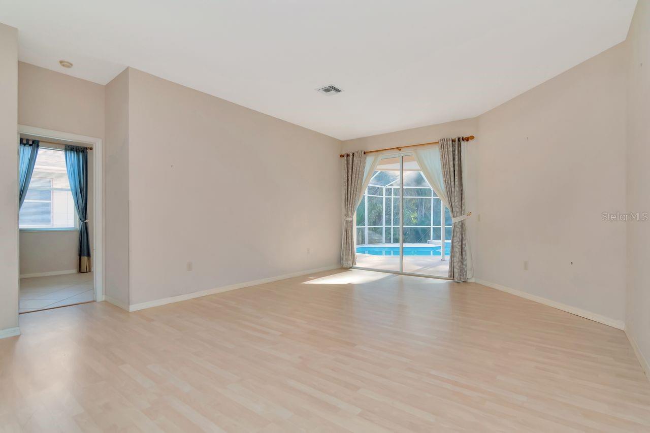 WORTHINGTON - Residential