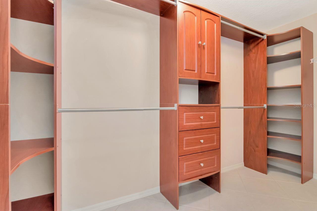 WORTHINGTON - Residential