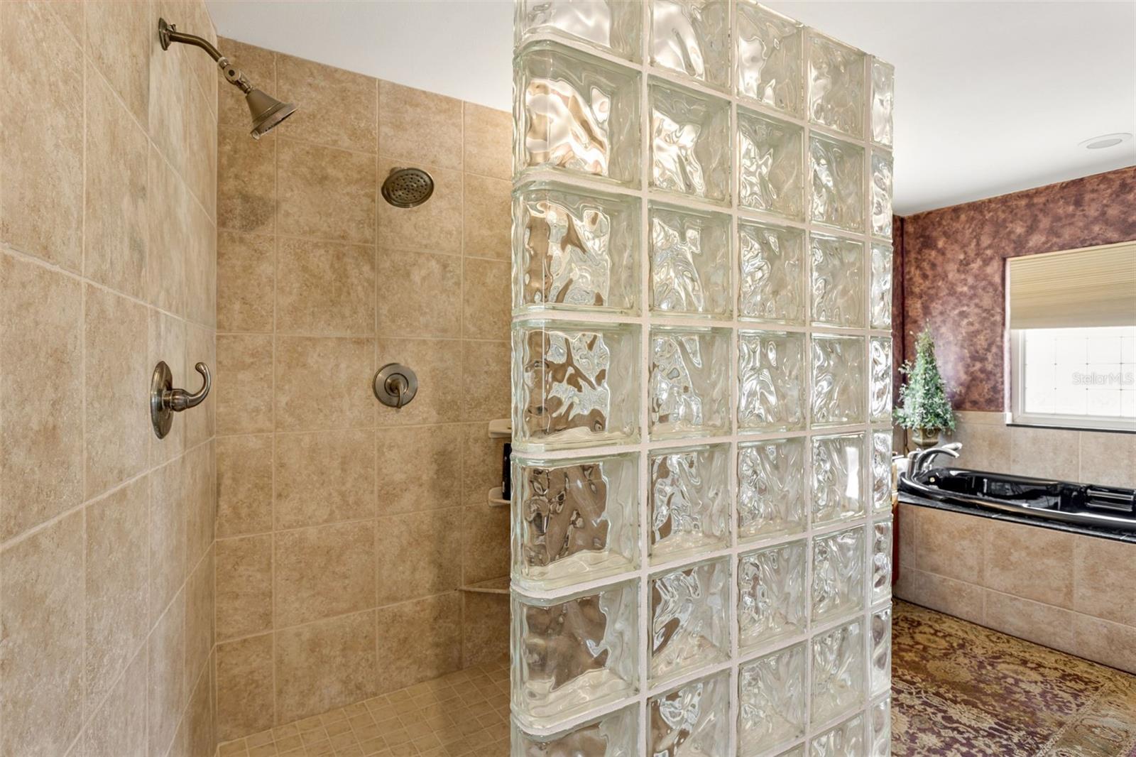 CARROLLWOOD SUB UNIT 14 - Residential