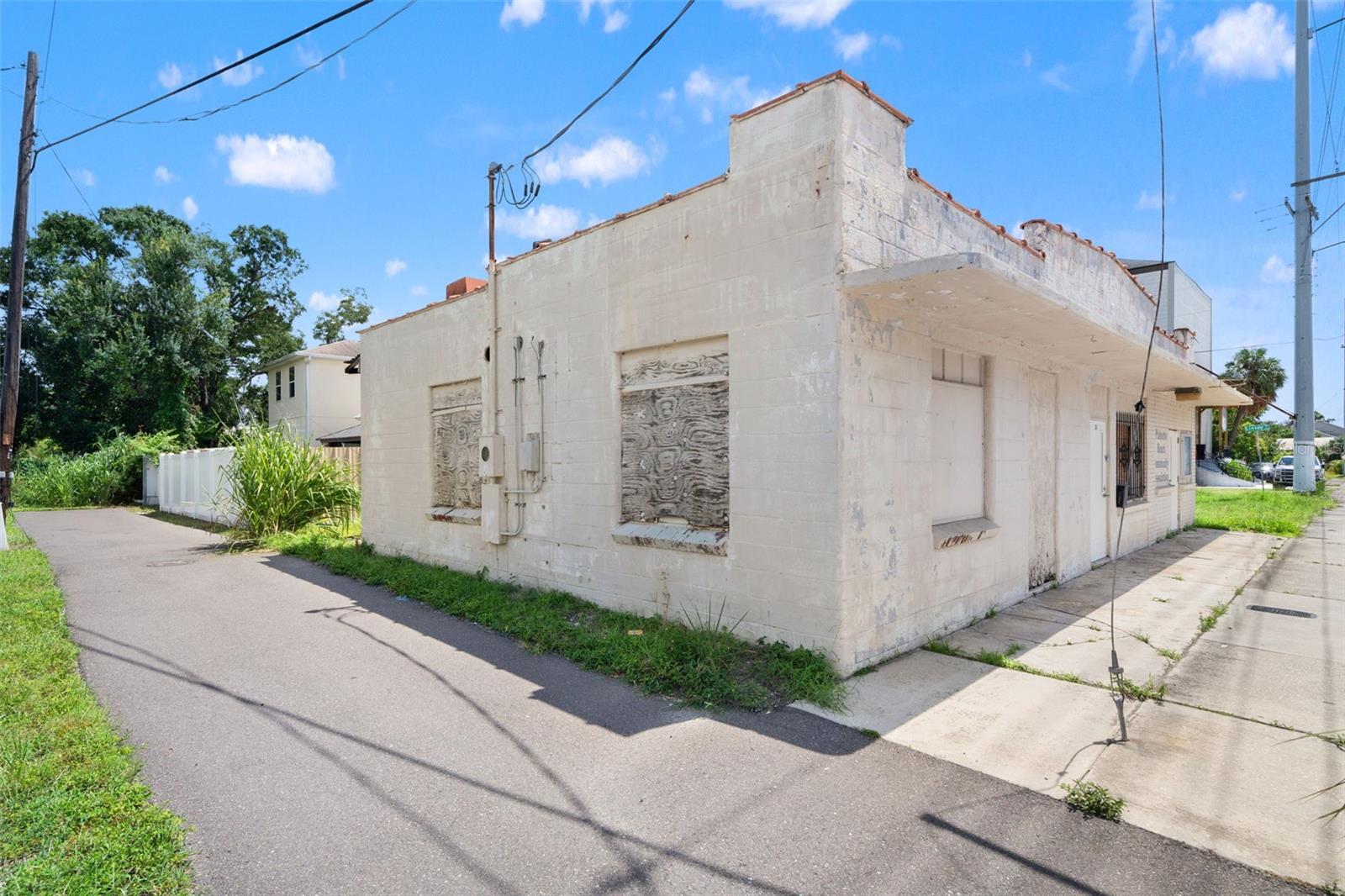 308 S 22ND STREET