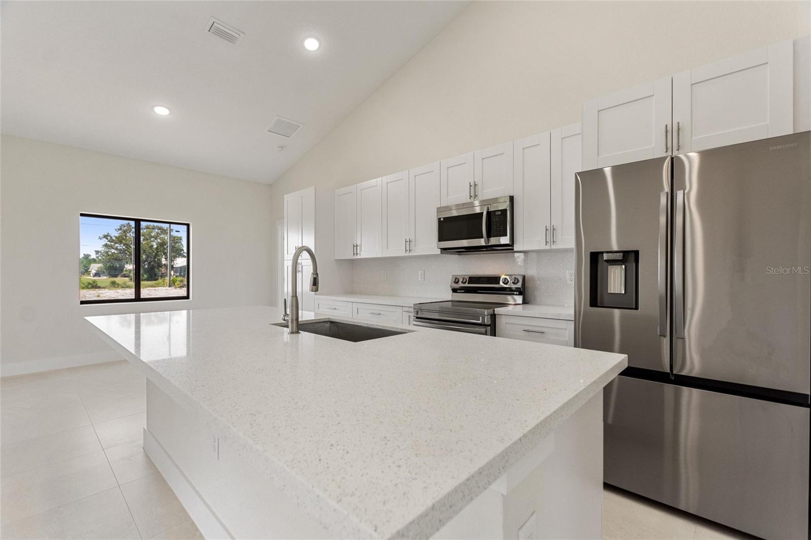 2021 VALENCIA DRIVE