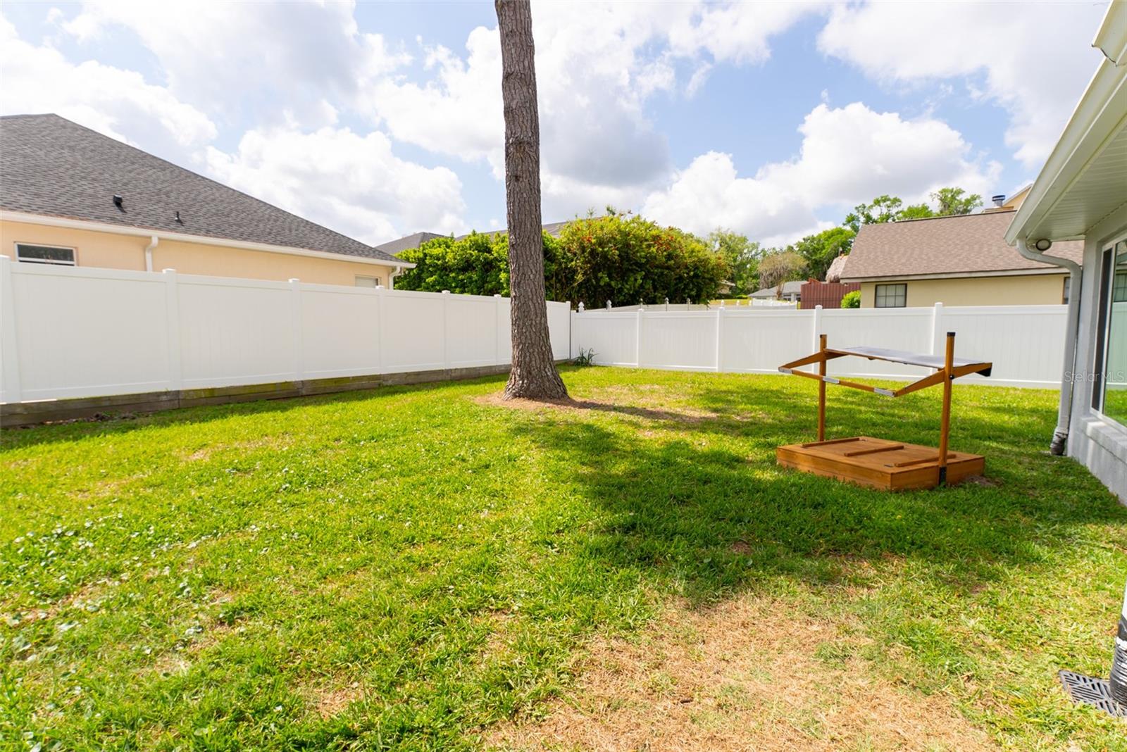 1088 SW 32ND LANE