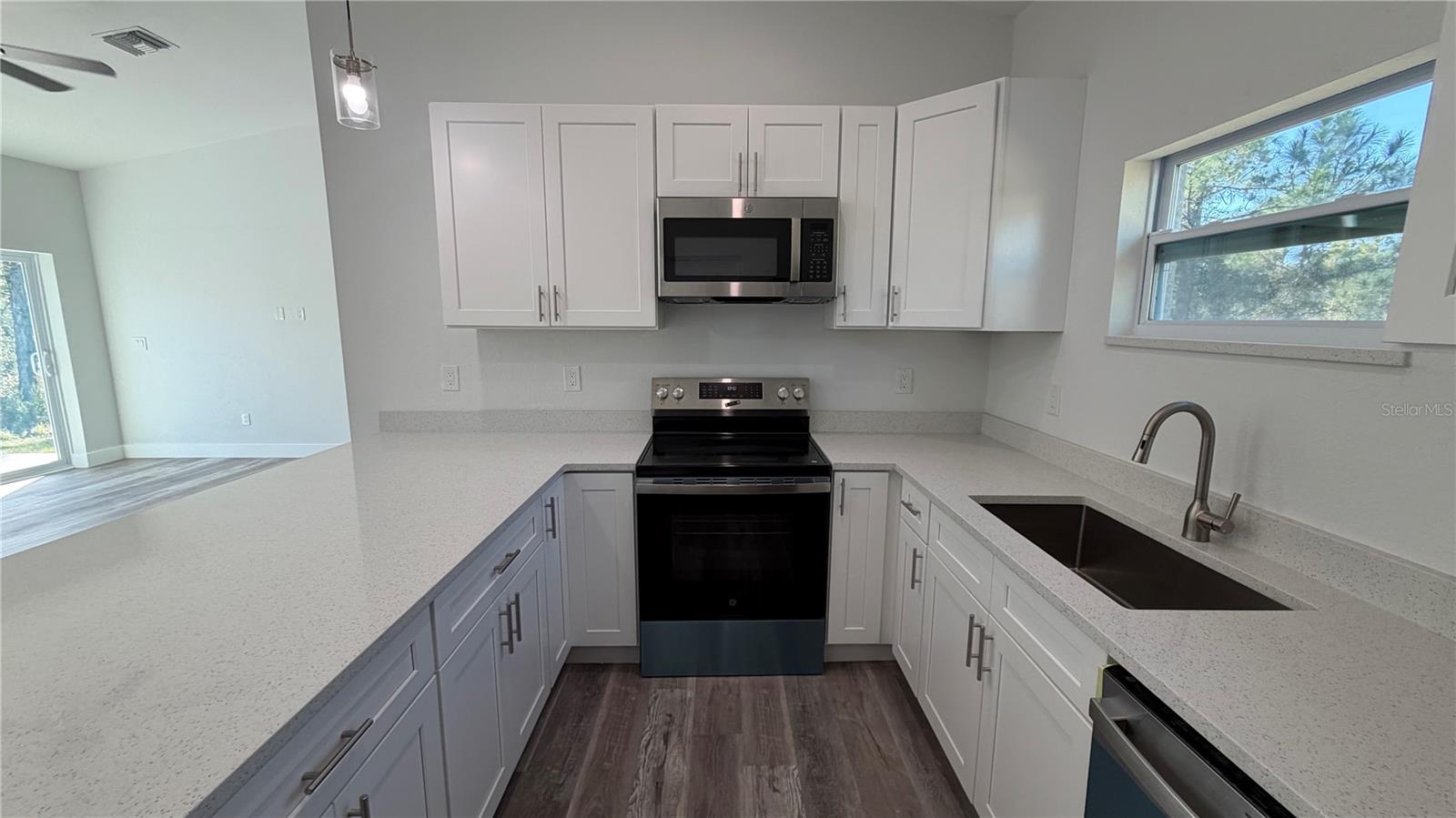 TROP G A - Residential Lease