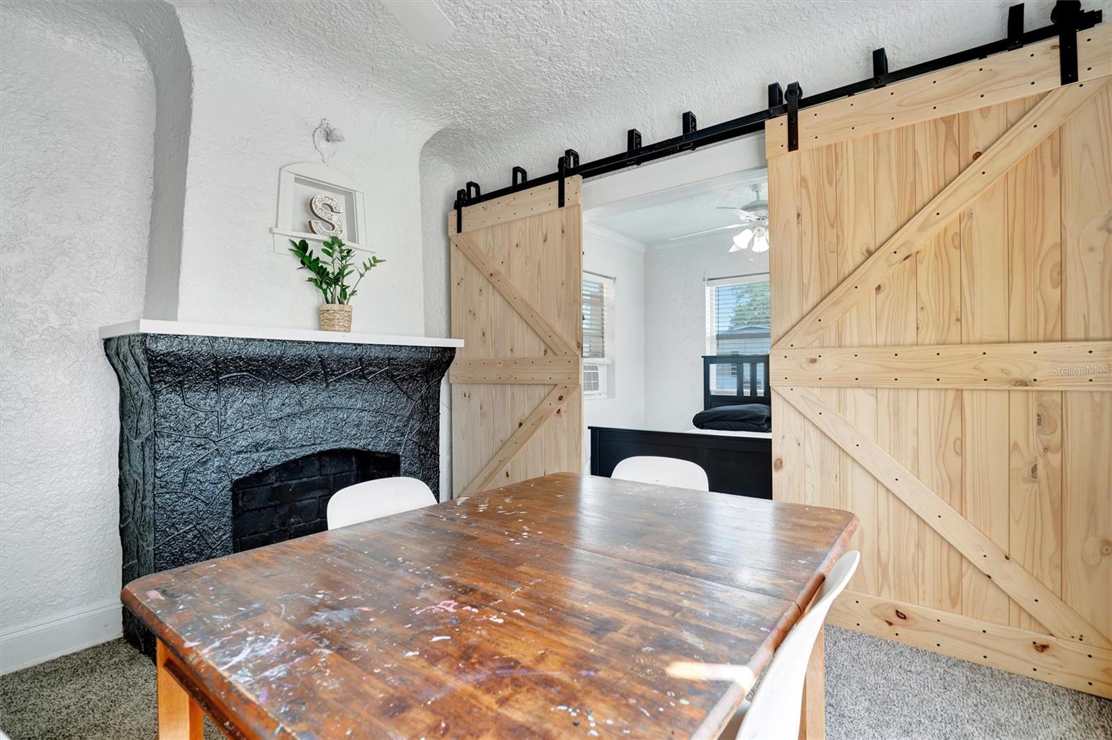 229 42ND STREET W
