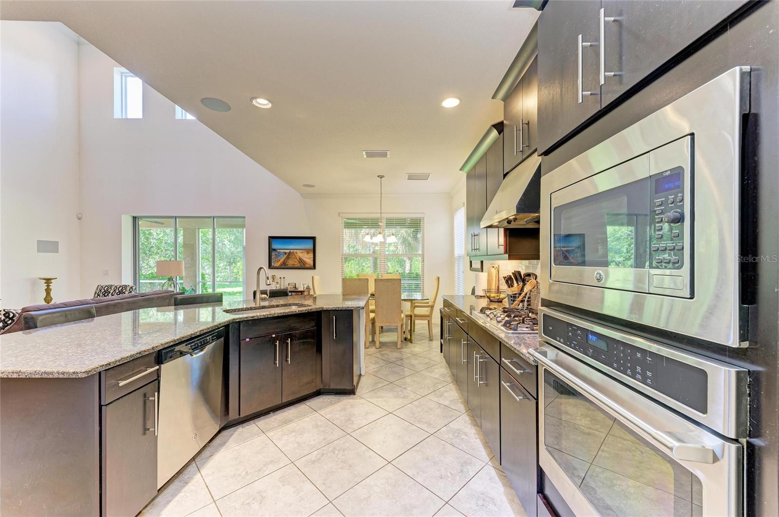 ARBOR LAKES ON PALMER RANCH - Residential