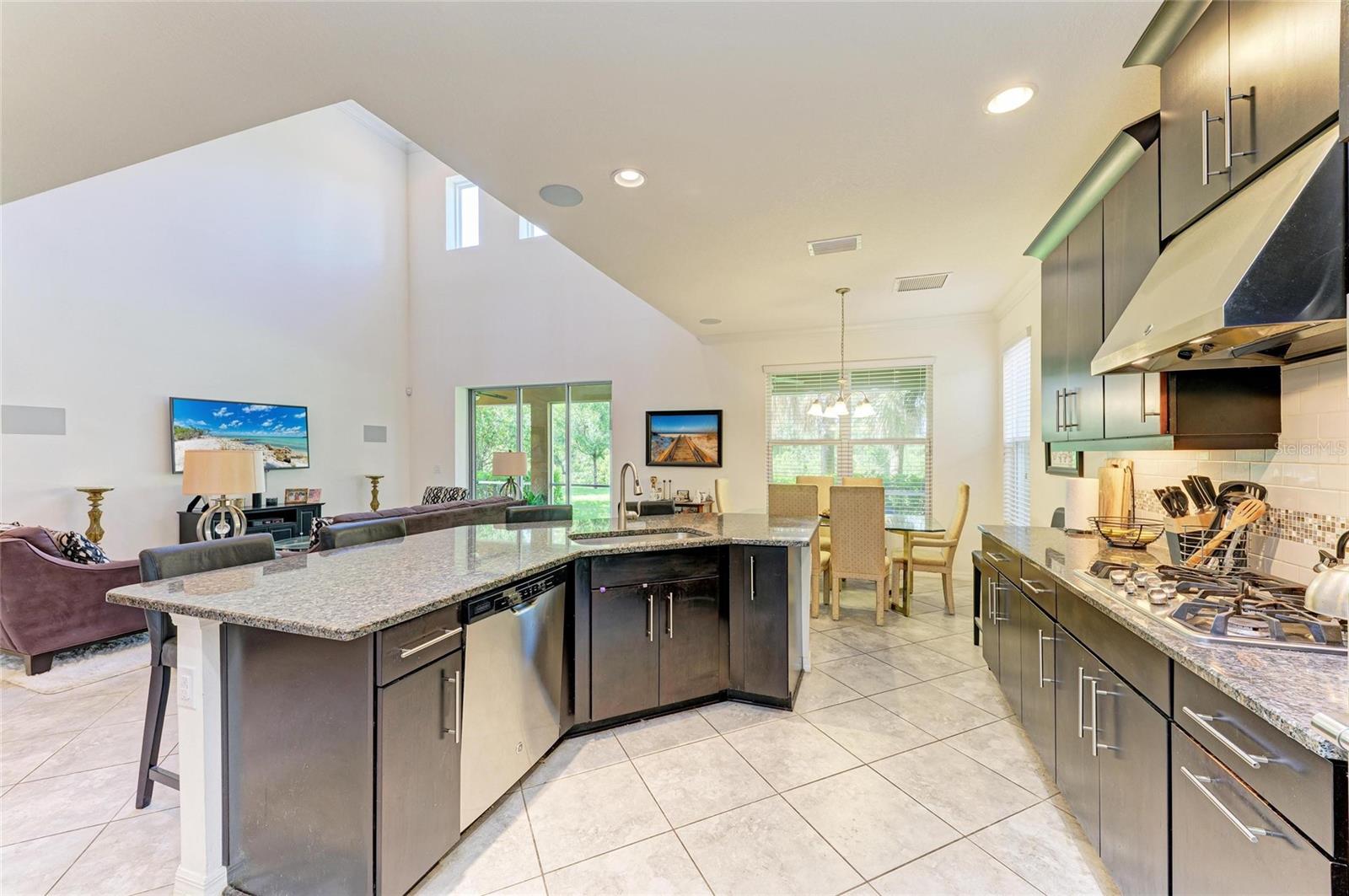 ARBOR LAKES ON PALMER RANCH - Residential