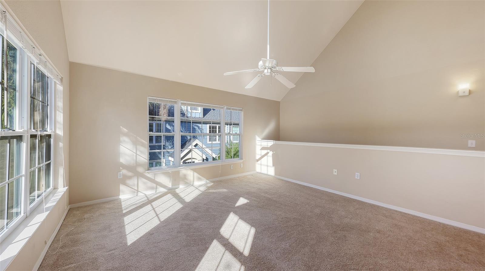 ADMIRALS WALK - Residential