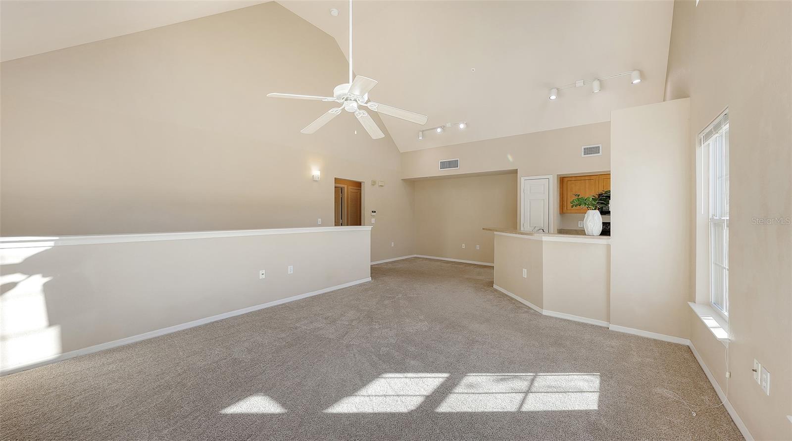 ADMIRALS WALK - Residential