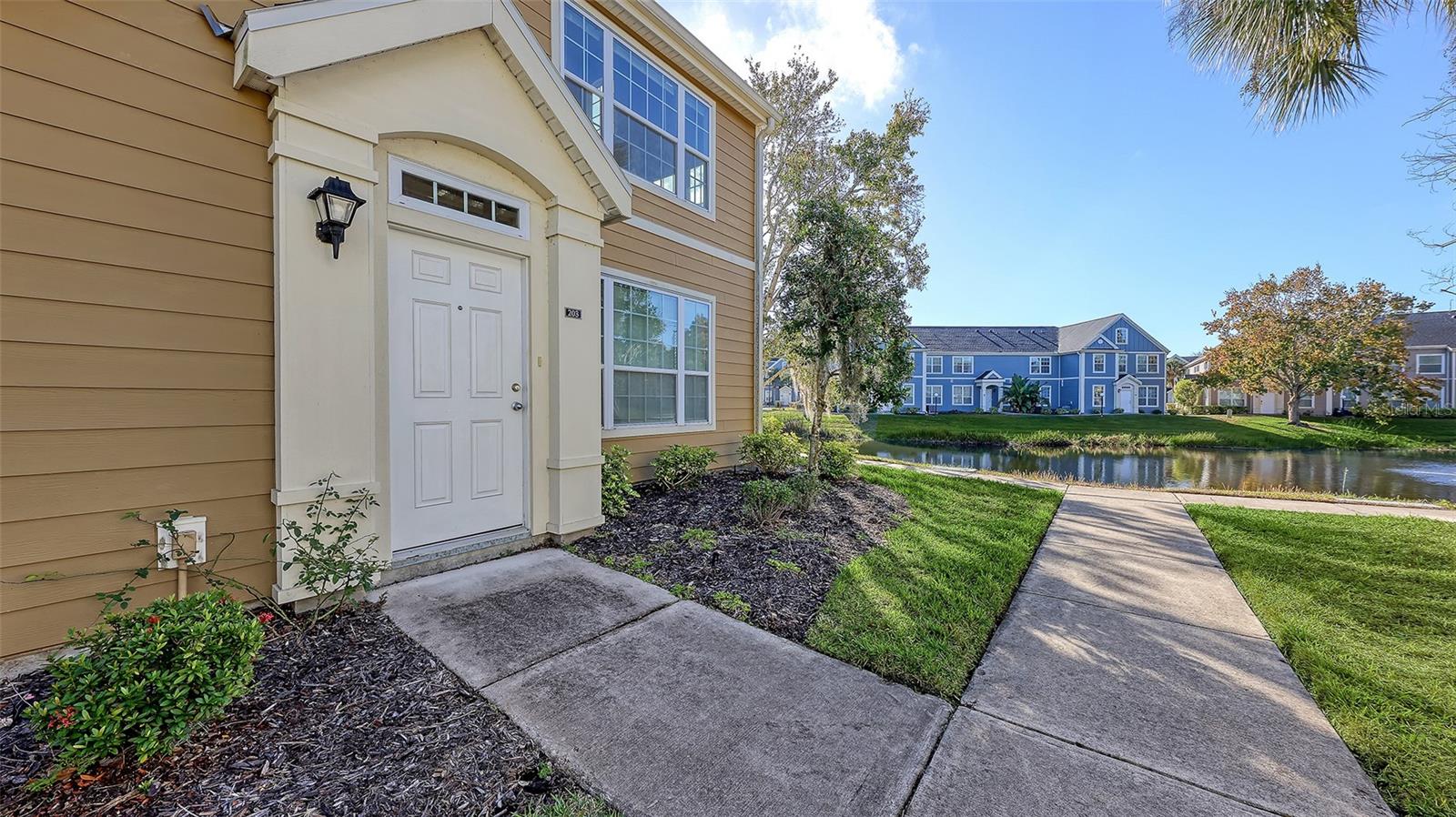 ADMIRALS WALK - Residential