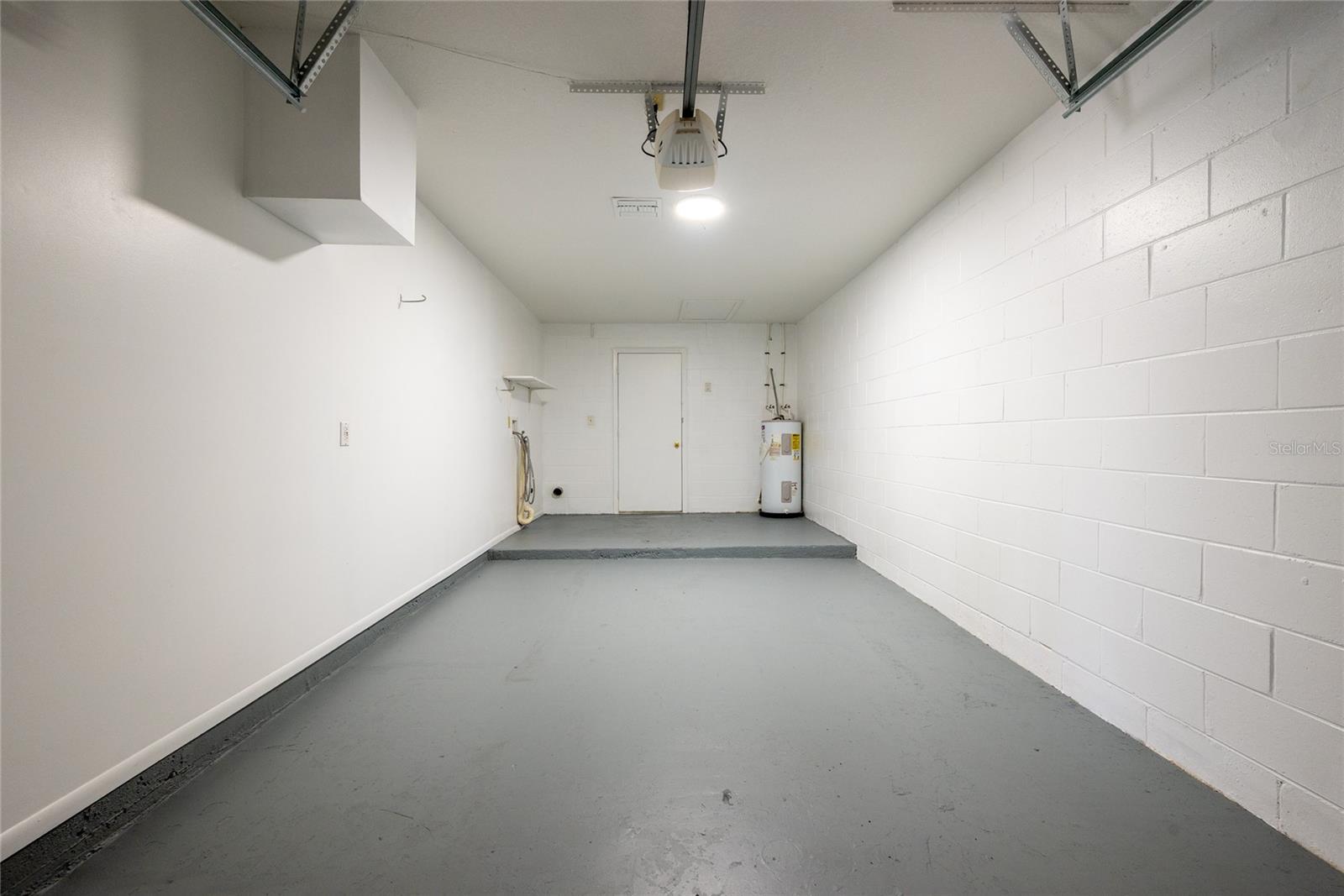 HIDDEN LAKE VILLAS PH 3 - Residential