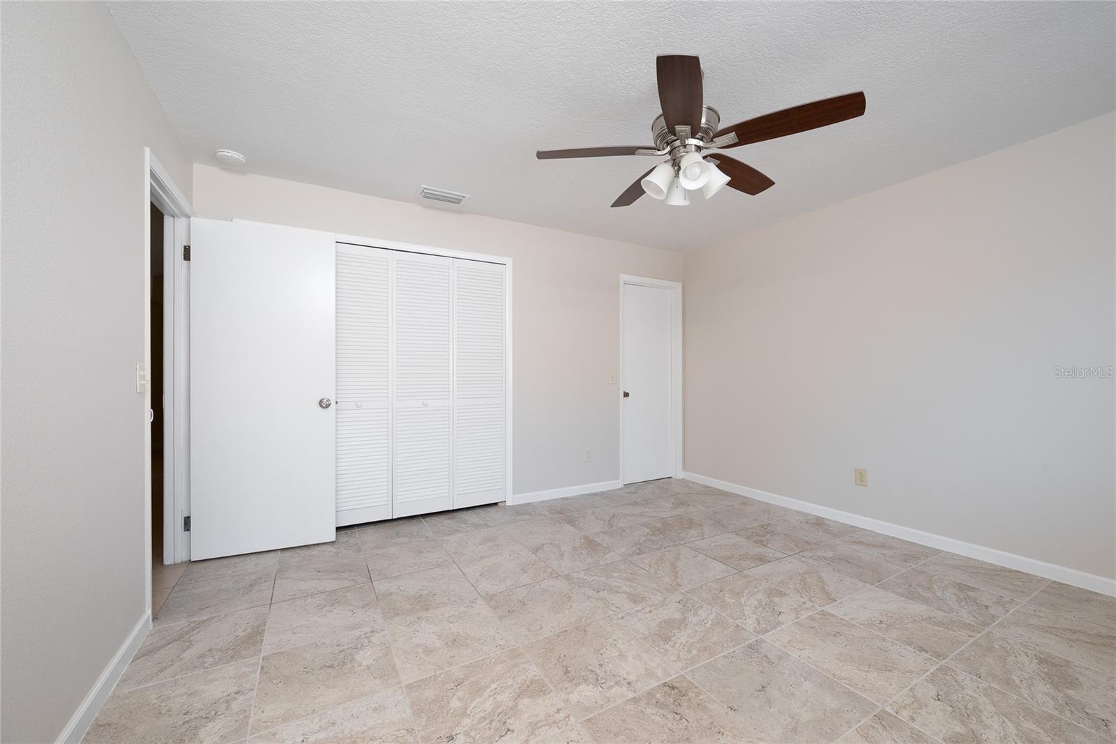 HIDDEN LAKE VILLAS PH 3 - Residential