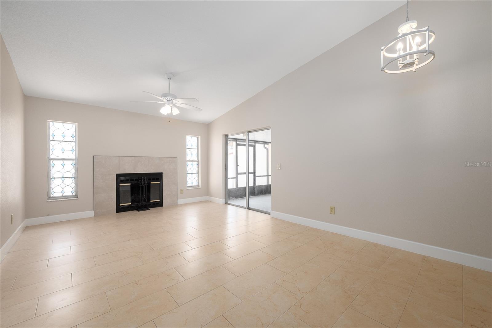 HIDDEN LAKE VILLAS PH 3 - Residential