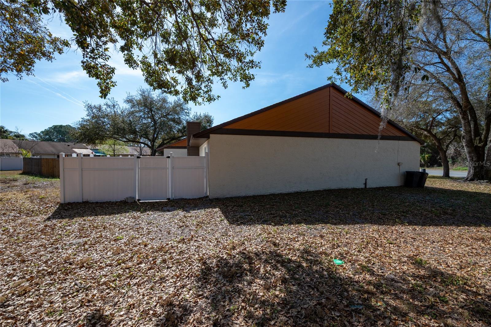 HIDDEN LAKE VILLAS PH 3 - Residential