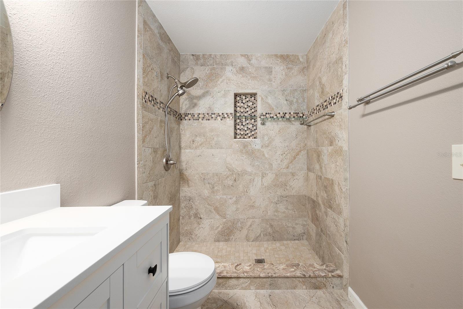 HIDDEN LAKE VILLAS PH 3 - Residential